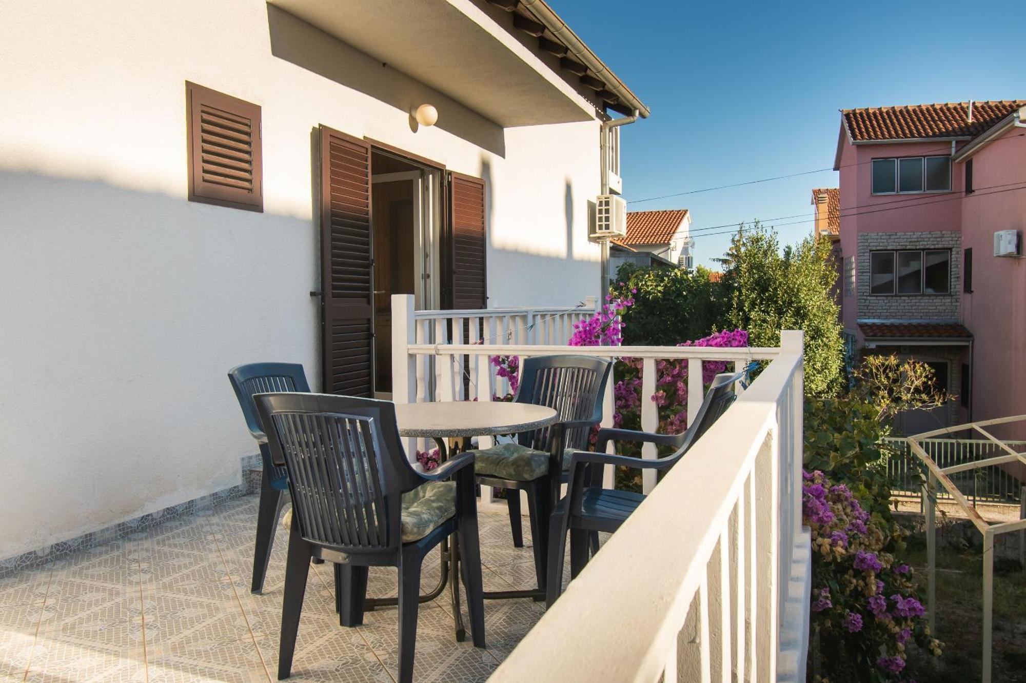 Apartment Mijo Vodice Exterior foto